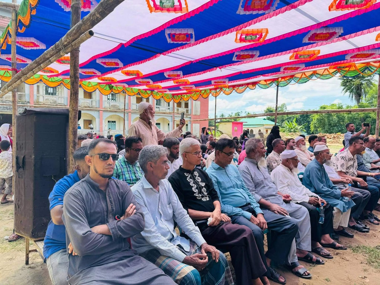 মরহুম এবাদুল হক-এর স্মরণ সভা ও দো'আ মাহফিল অনুষ্ঠিত। 