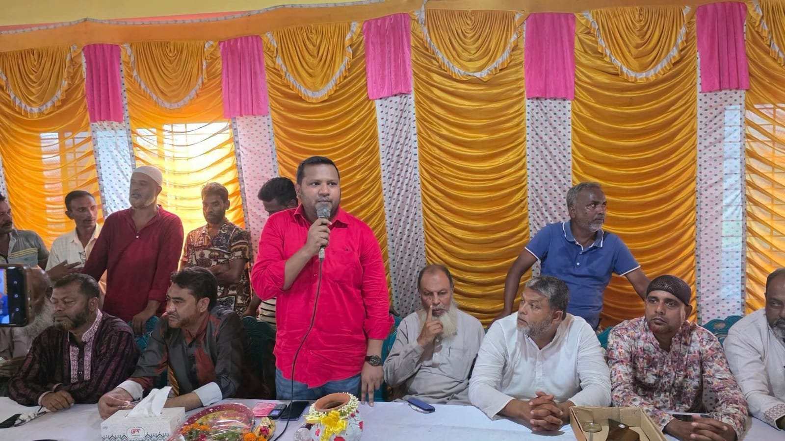 পাঁচবিবিতে মোটর শ্রমিক ইউনিয়নের নির্বাচনে হেলাল-শিপলু পরিষদের প্যানেল পরিচিতি