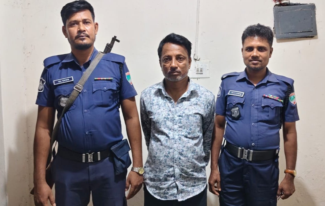 শার্শার বাগআঁচড়া ইউনিয়ন যুবলীগের যুগ্ম আহবায়ক ও ৩নং ওয়ার্ড ইউপি সদস্য আসাদুল আটক