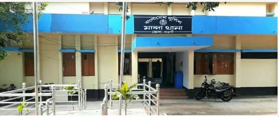মেয়ের বাড়ি যাওয়ার পথে বাসের চাপায় বৃদ্ধের মৃত্যু