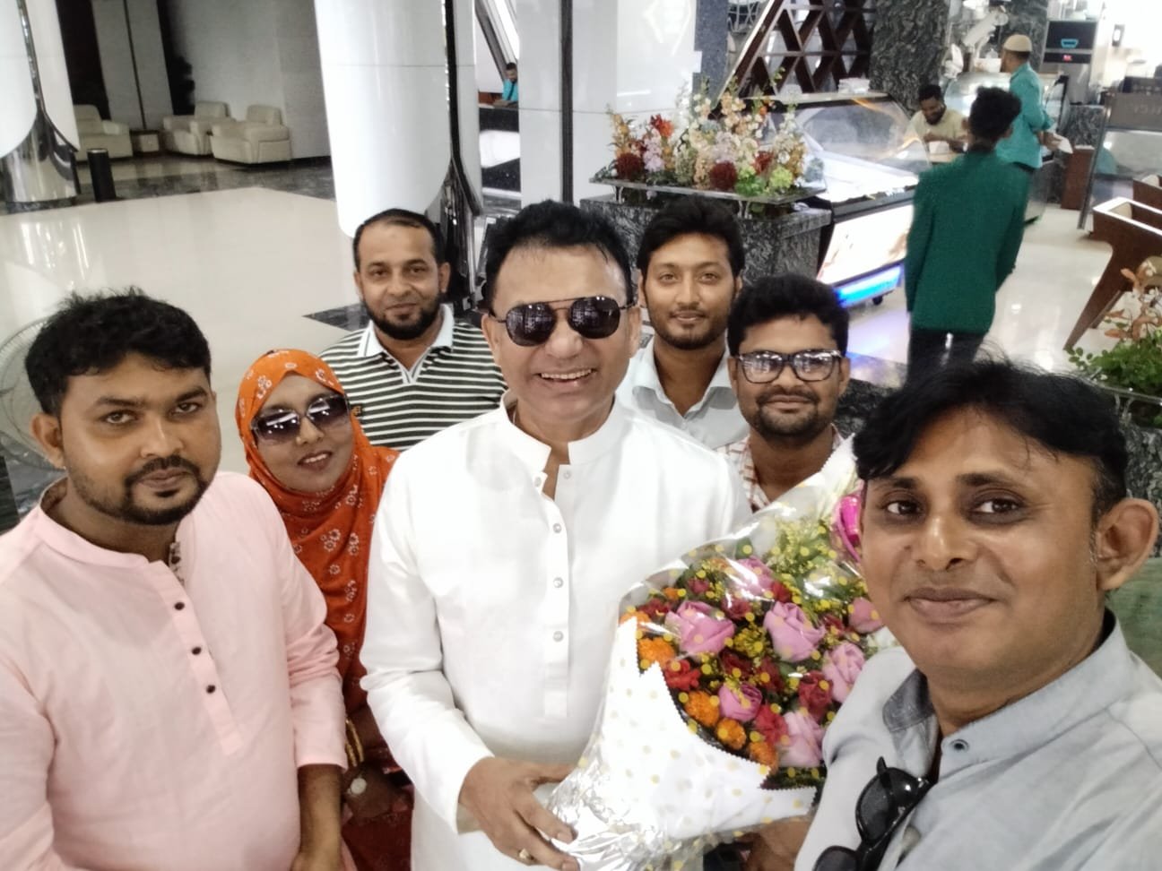 খুলনায় সুপার হিরো ডি এ তায়েব, ফ্যান ক্লাবের উষ্ণ অভ্যর্থনা