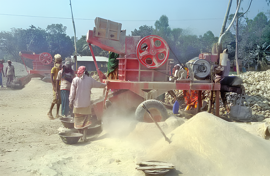 উত্তরাঞ্চলের অর্থনীতির প্রাণকেন্দ্রে ঝুঁকিতে শ্রমিকের স্বাস্থ্য-নিরাপত্তা
